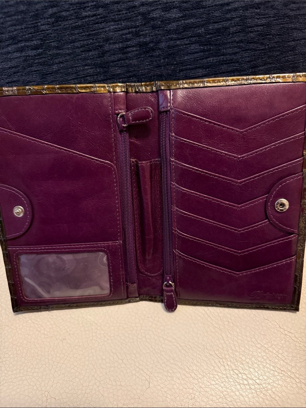 Brighton Jetson Folio Croc-Embossed Wallet with Silver Accent - Picture 4 of 9